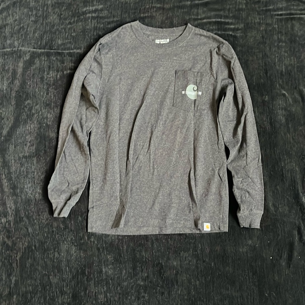 Carhartt long sleeve shirt size Medium